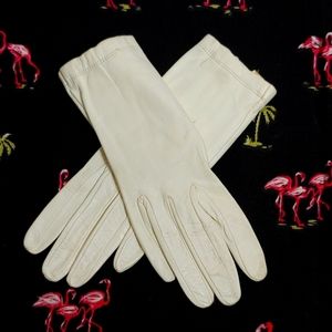 Vintage Lavabile kid leather gloves